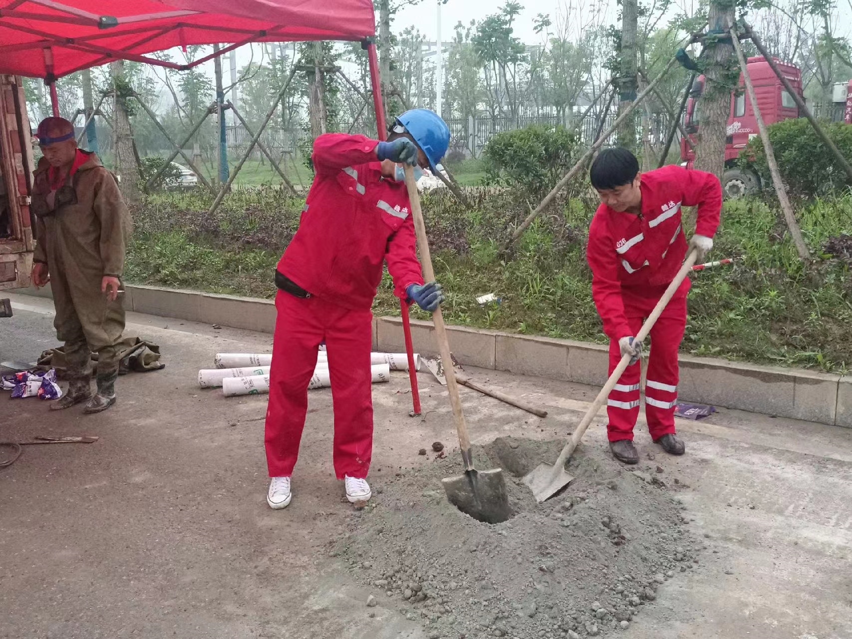 蕲春管道疏通哪家好】及时进行市政管道清淤
